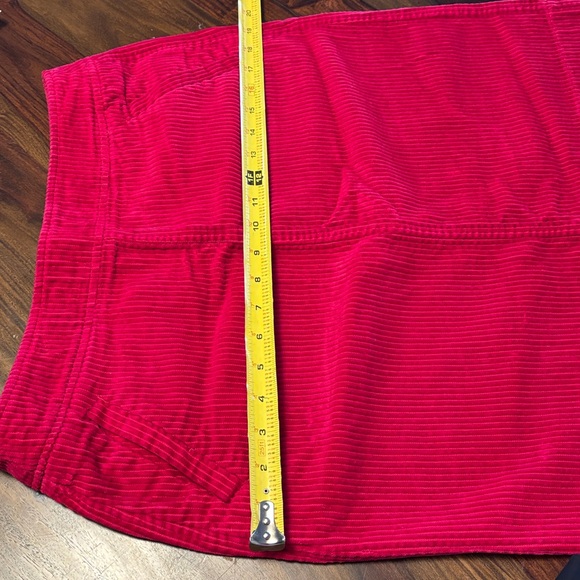 Women's CHADWICKS of BOSTON Red Corduroy Skirt- Sassy Hot! Size 6 - Picture 11 of 11